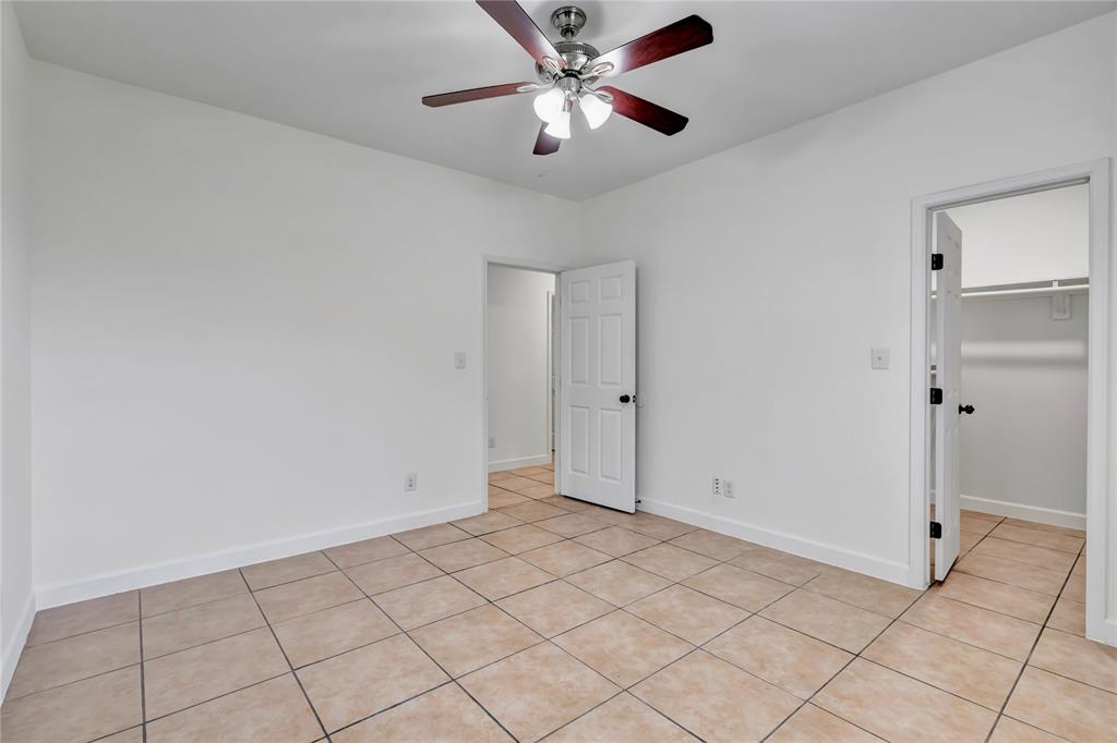 3022 Loving Avenue Property Photo 25