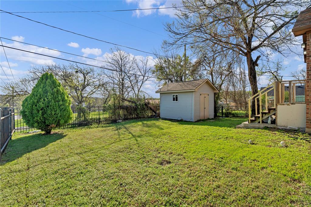 3022 Loving Avenue Property Photo 28