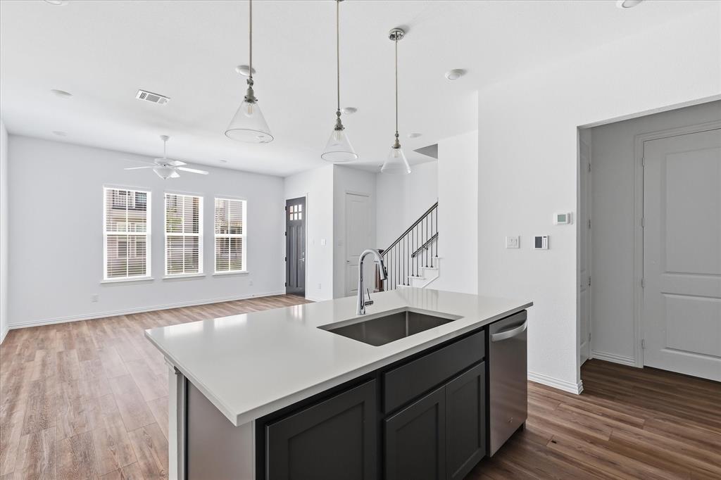 7572 Laburnam Road Property Photo 10