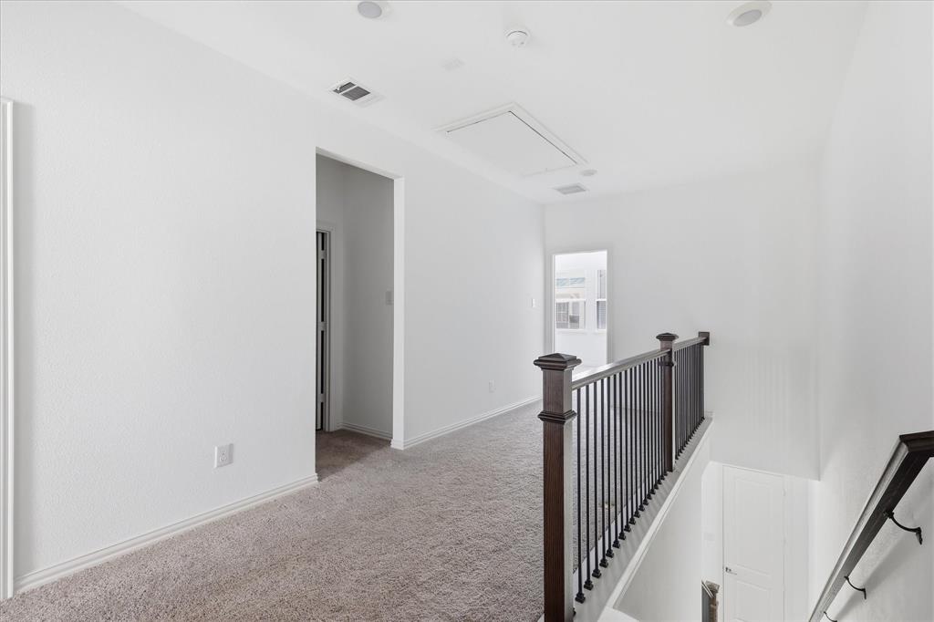 7572 Laburnam Road Property Photo 13