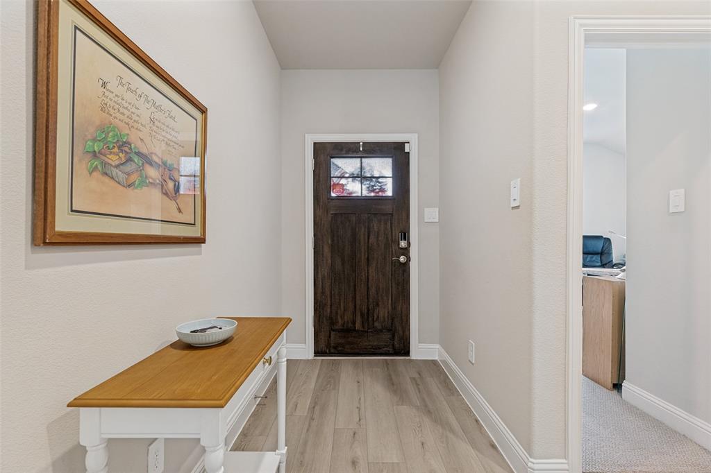 3906 Superior Drive Property Photo 3