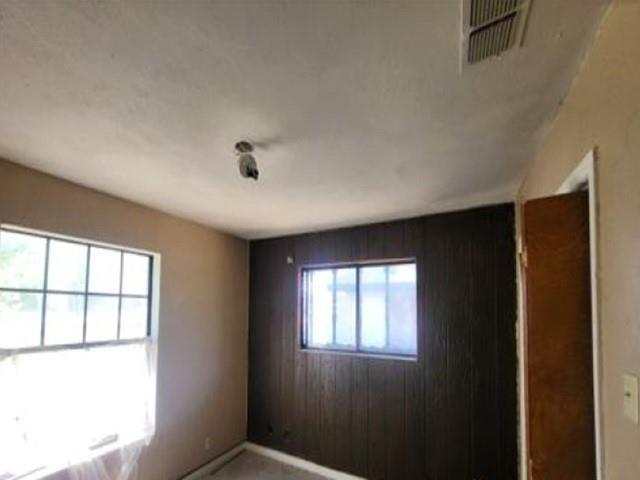 306 Wade Street Property Photo 6