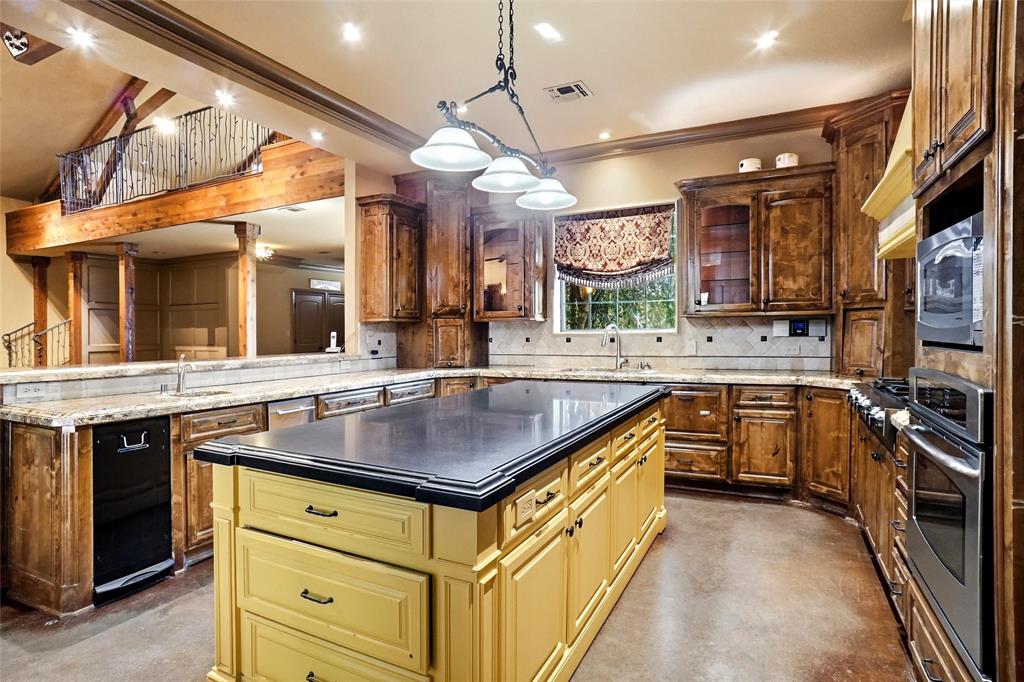 1211 Church Road Property Photo 6