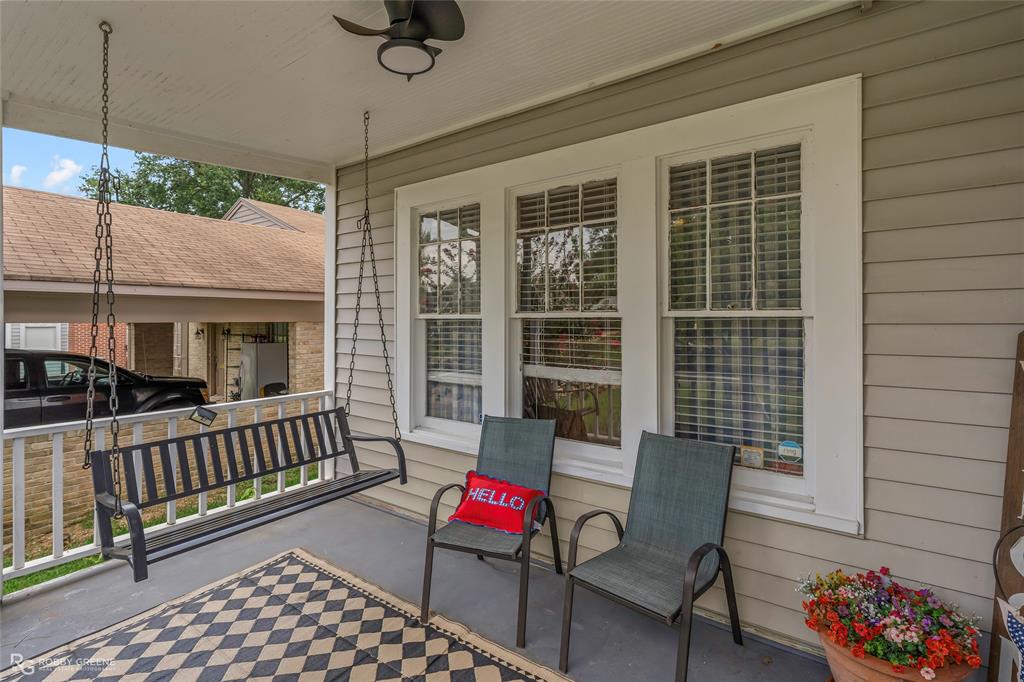 639 Ratcliff Property Photo 4