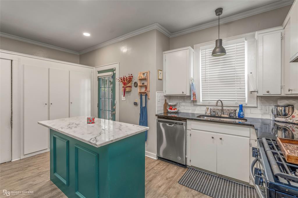 639 Ratcliff Property Photo 10