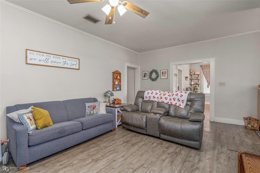 639 Ratcliff Property Photo 16