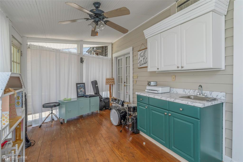 639 Ratcliff Property Photo 27
