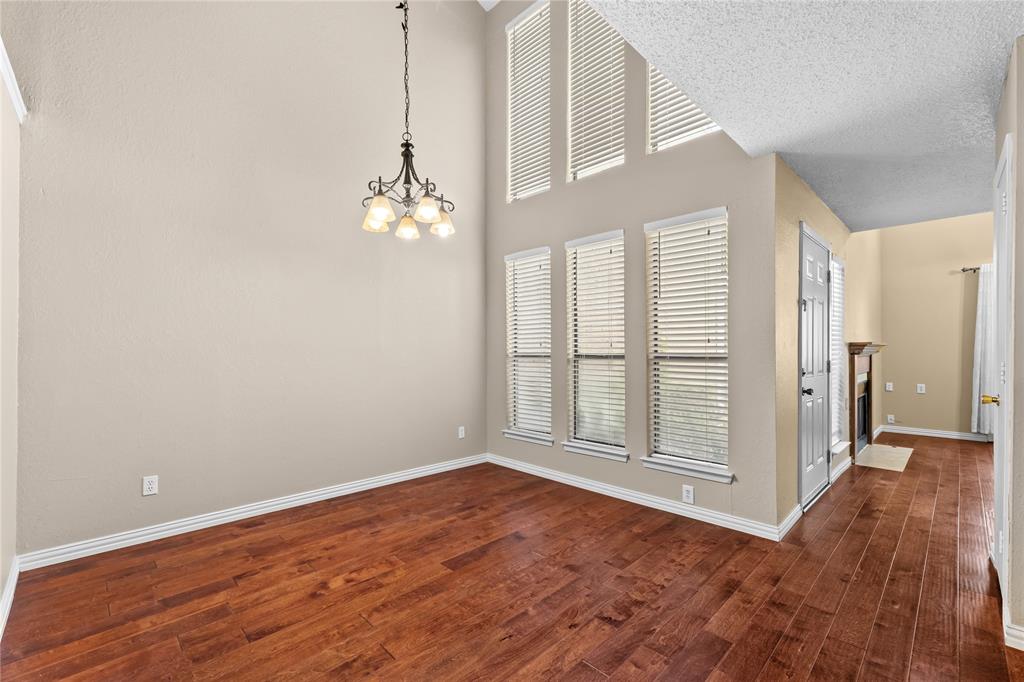 9623 Walnut Street 8102 Property Photo 2
