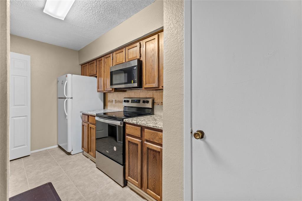 9623 Walnut Street 8102 Property Photo 10