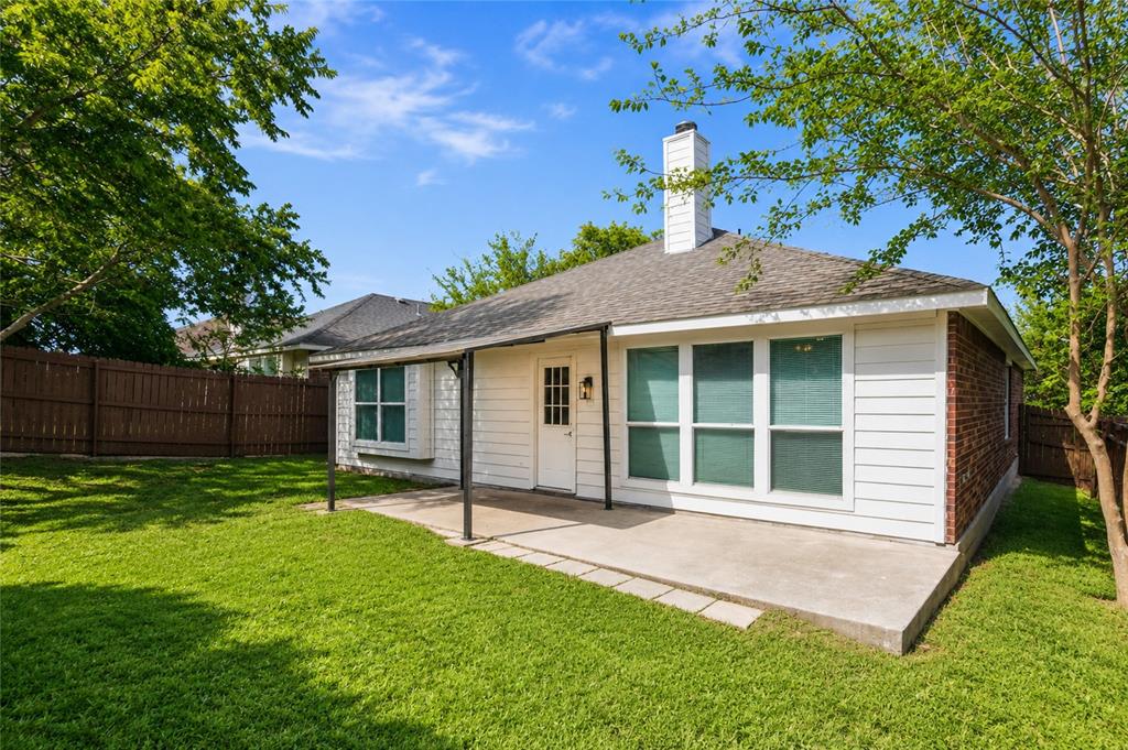 4817 Barnhill Lane Property Photo 4