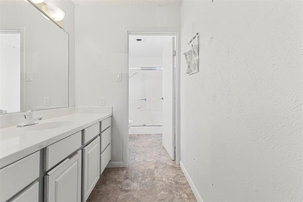 7233 Bayberry Lane Property Photo 15