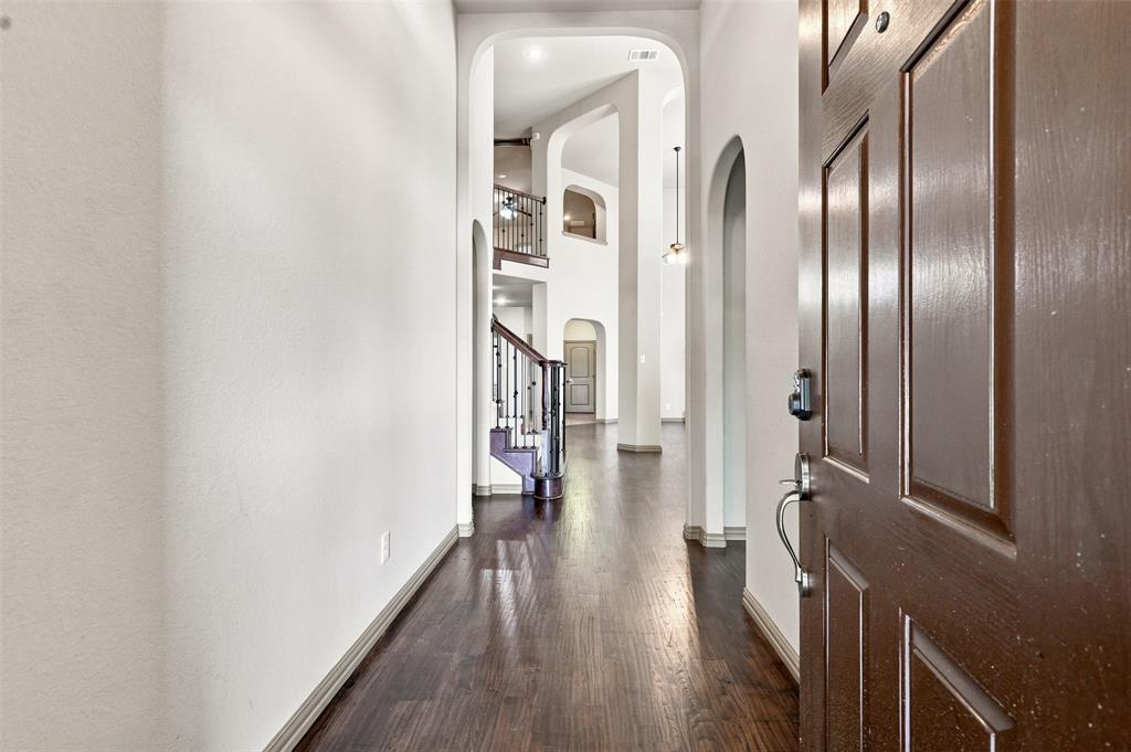 6918 Nava Property Photo 3