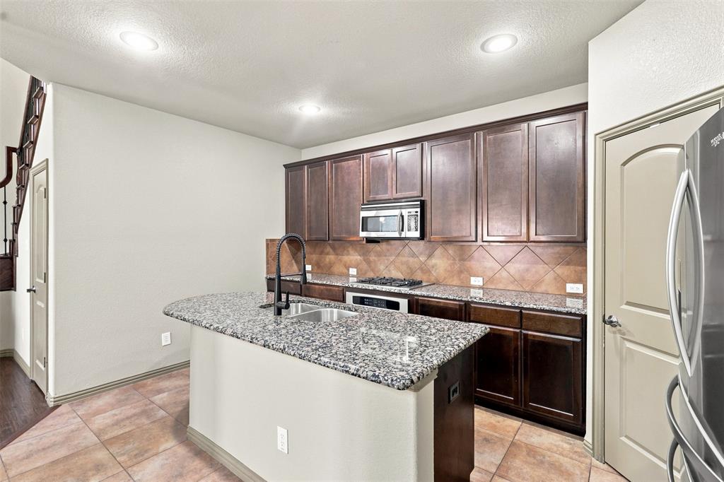 6918 Nava Property Photo 11