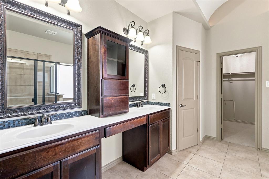 6918 Nava Property Photo 18