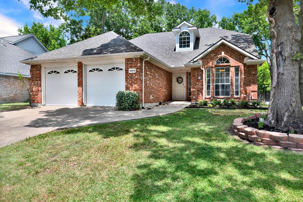 3909 Bermuda Drive Property Photo 4