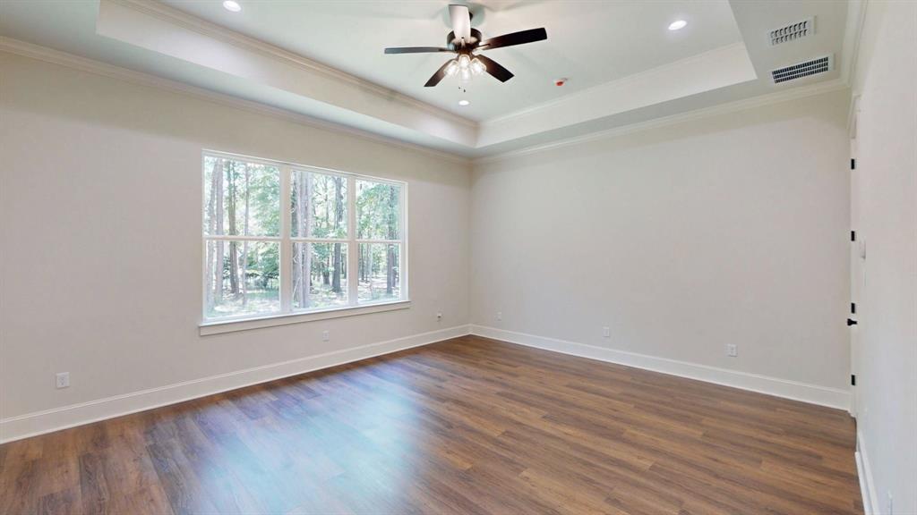 15337 Lakeside Drive Property Photo 18