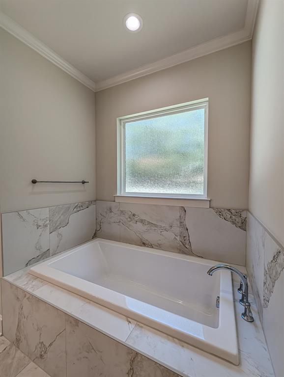 15337 Lakeside Drive Property Photo 22