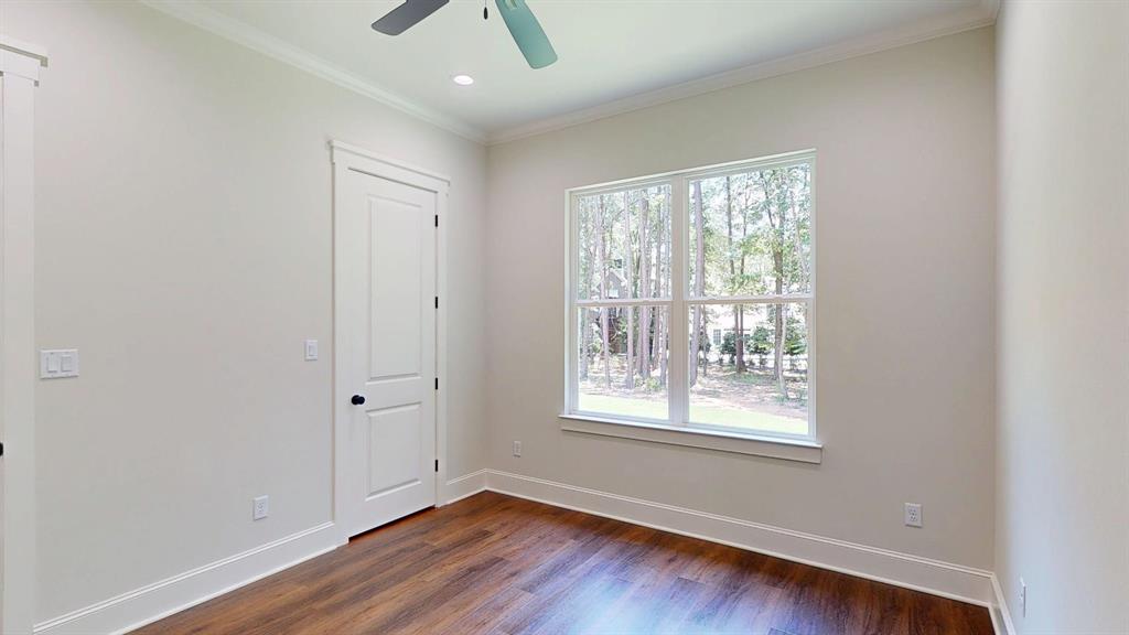 15337 Lakeside Drive Property Photo 26