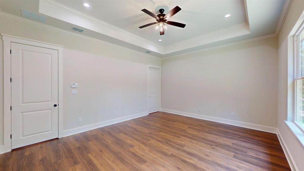 15337 Lakeside Drive Property Photo 27
