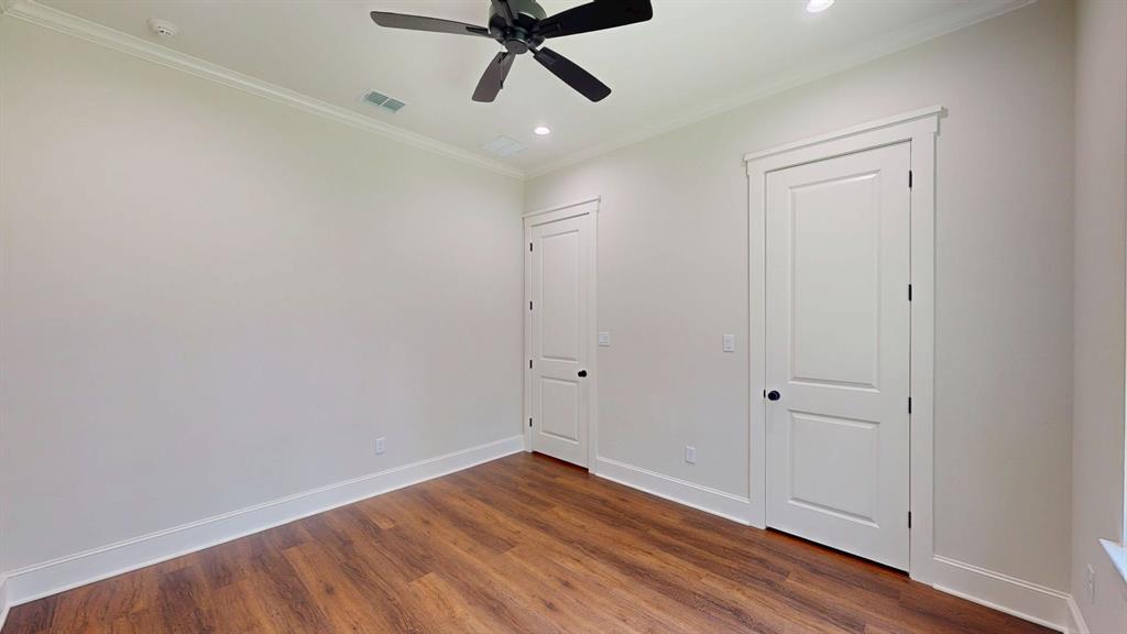 15337 Lakeside Drive Property Photo 28