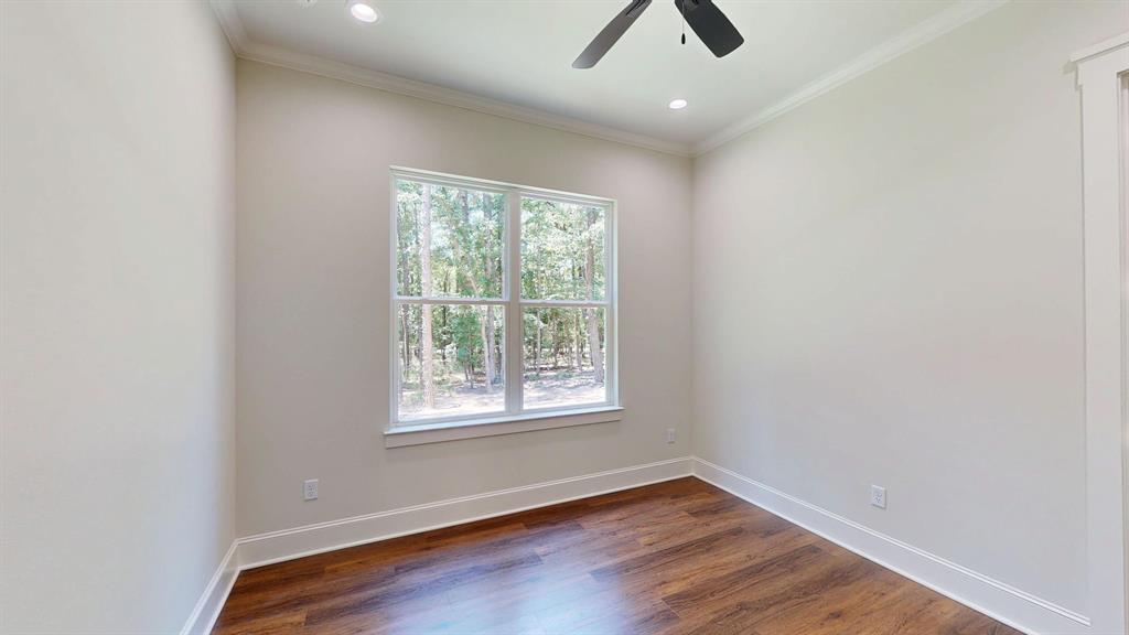 15337 Lakeside Drive Property Photo 29