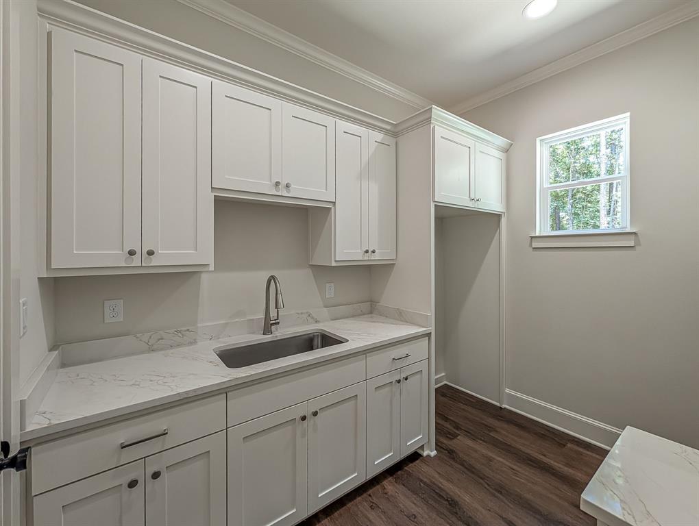 15337 Lakeside Drive Property Photo 33