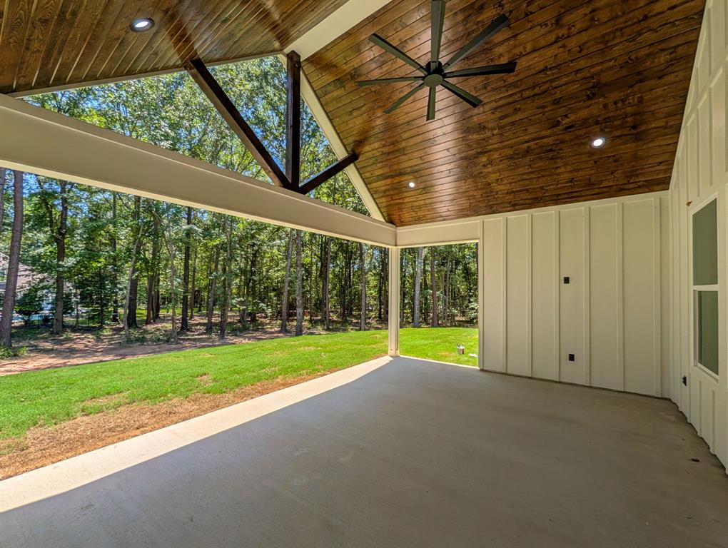 15337 Lakeside Drive Property Photo 37