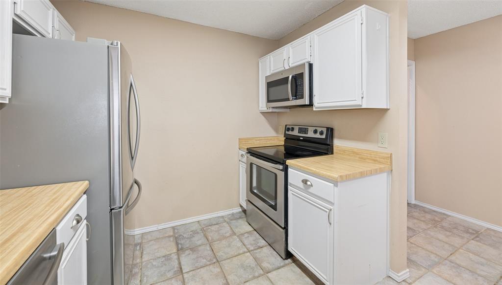 4756 Veronica Circle Property Photo 8