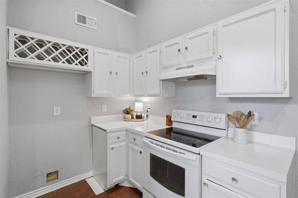 912 Turner Court Property Photo 13