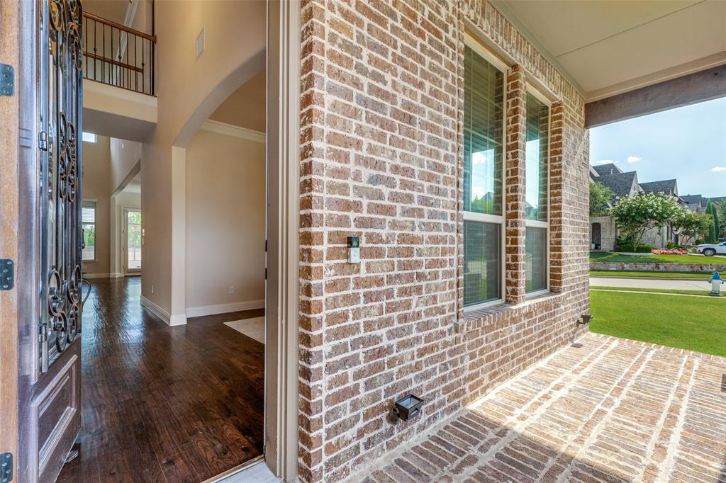 6409 Biltmore Lane Property Photo 3