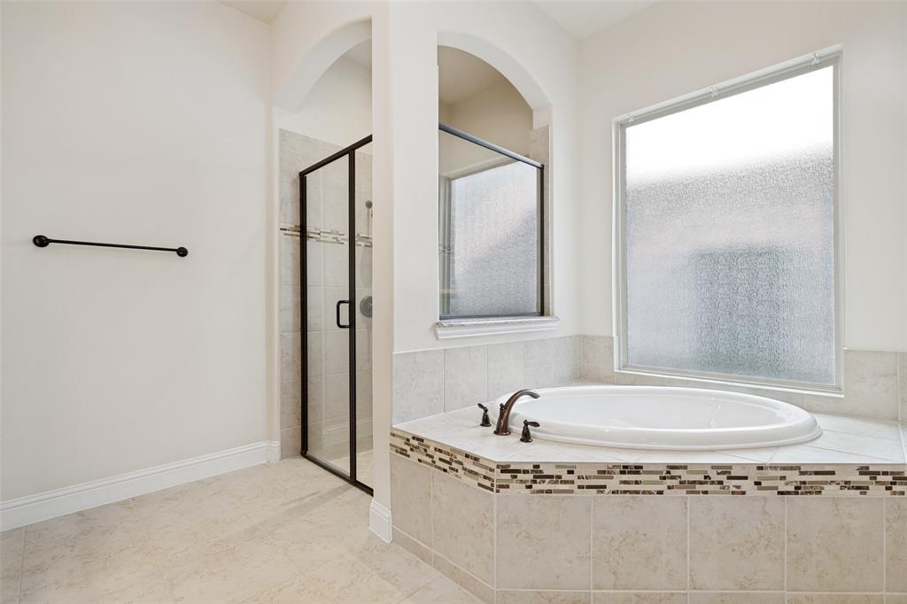 6409 Biltmore Lane Property Photo 18