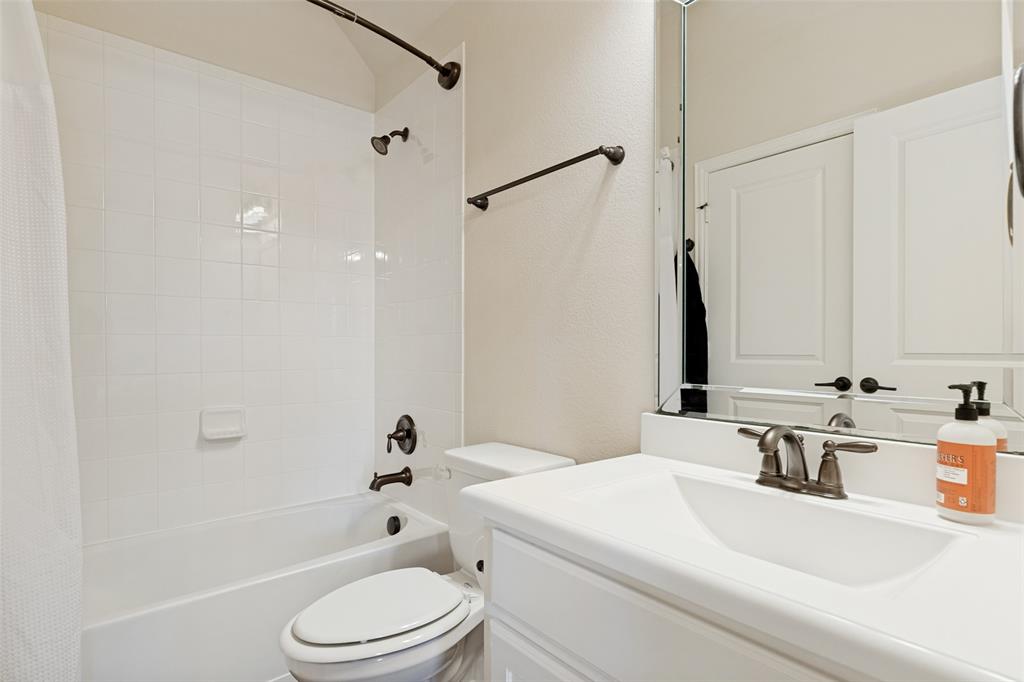 6409 Biltmore Lane Property Photo 26