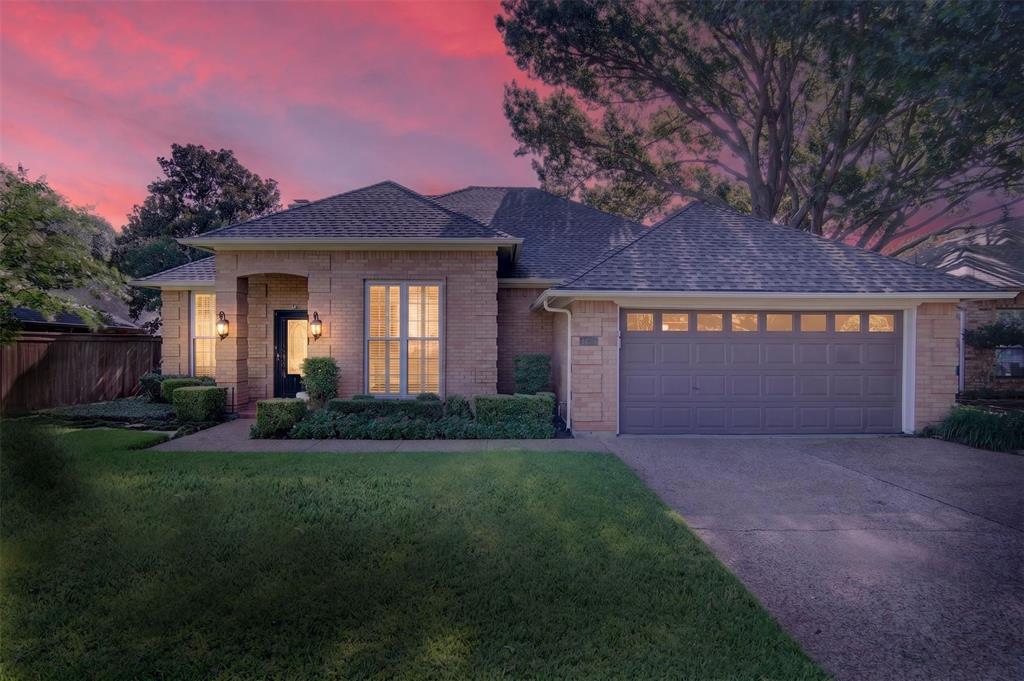 4925 Courtside Drive Property Photo 4