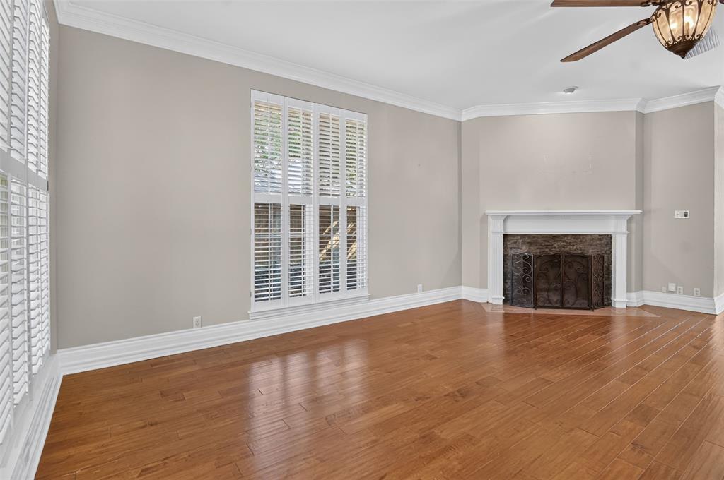 4925 Courtside Drive Property Photo 9