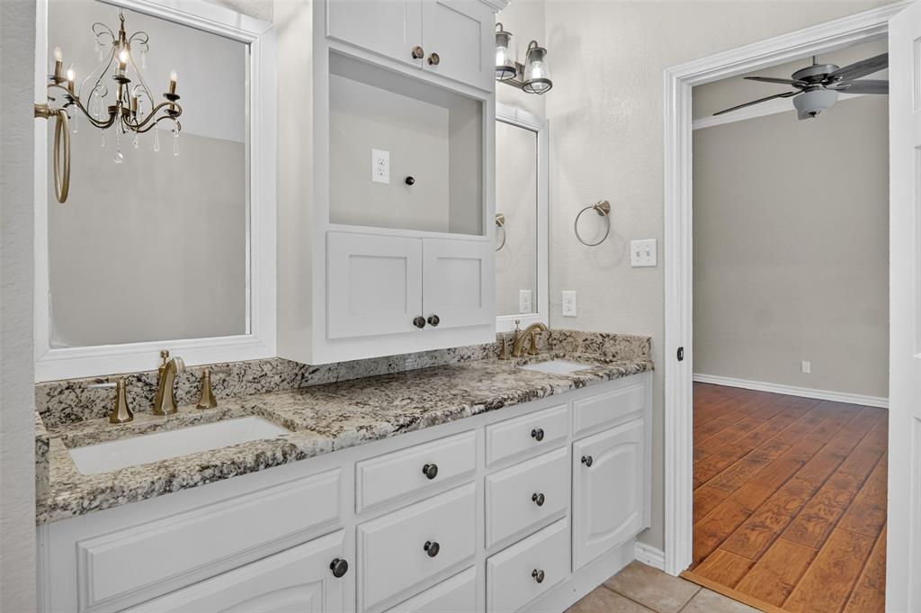 4925 Courtside Drive Property Photo 25