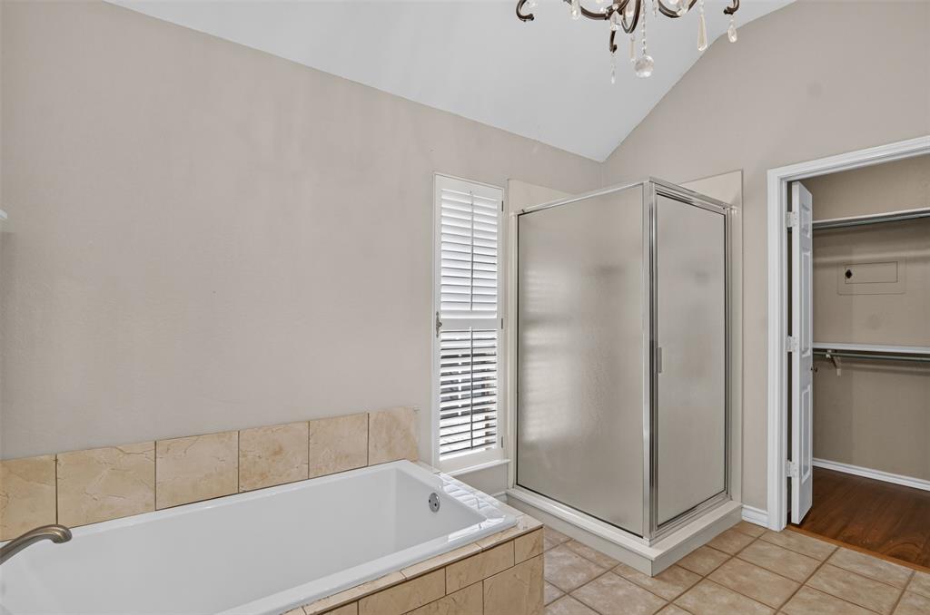 4925 Courtside Drive Property Photo 26