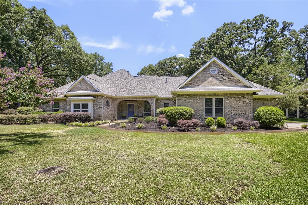 1573 Oak Bend Drive Property Photo 3