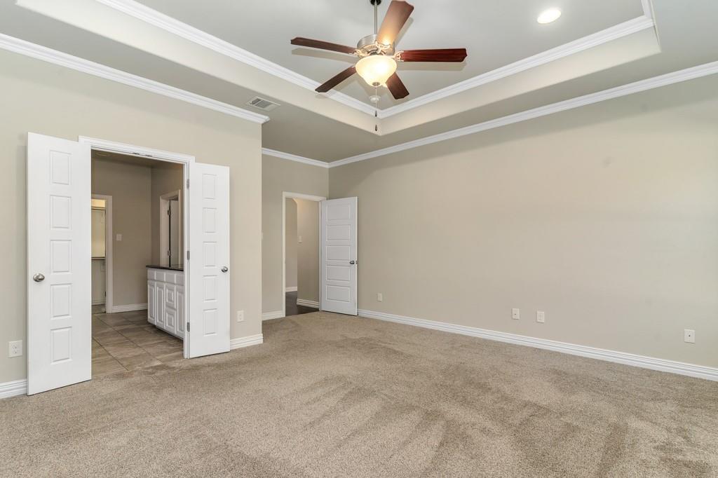 808 Chestnut Grove Drive Property Photo 14