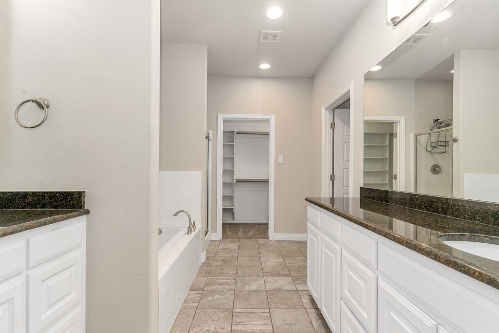 808 Chestnut Grove Drive Property Photo 15