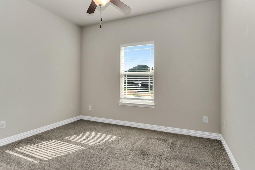 808 Chestnut Grove Drive Property Photo 20