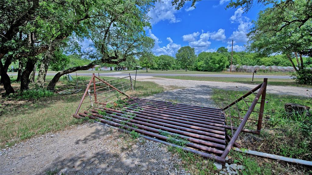 408 Fm 922 Property Photo 13