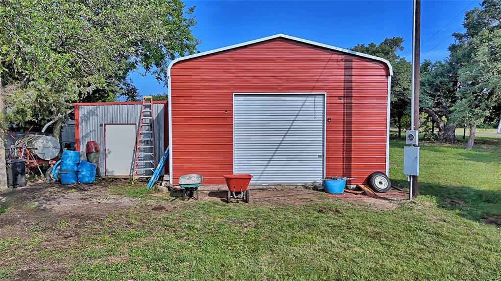 408 Fm 922 Property Photo 14