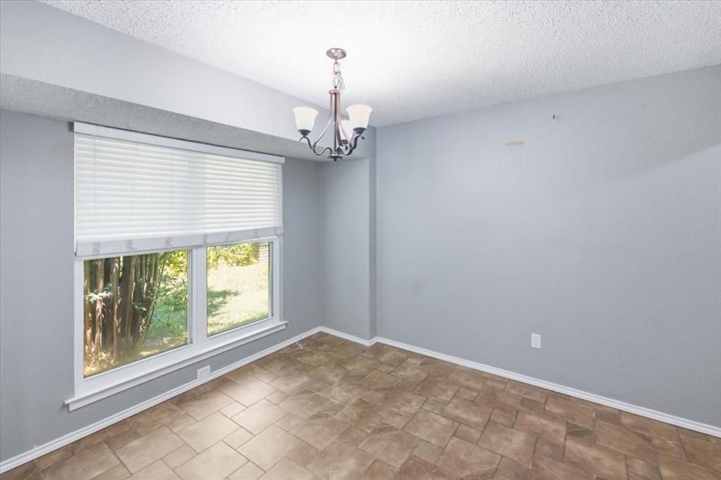 200 Almond Lane Property Photo 14