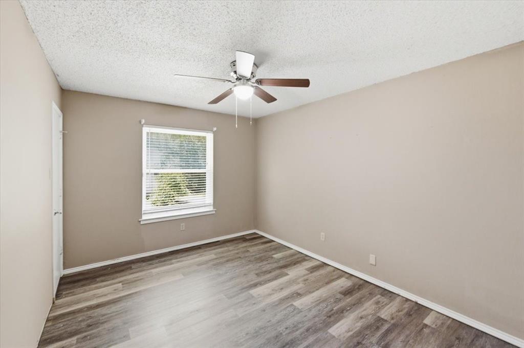 200 Almond Lane Property Photo 17