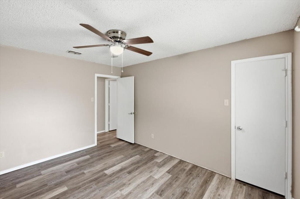 200 Almond Lane Property Photo 18