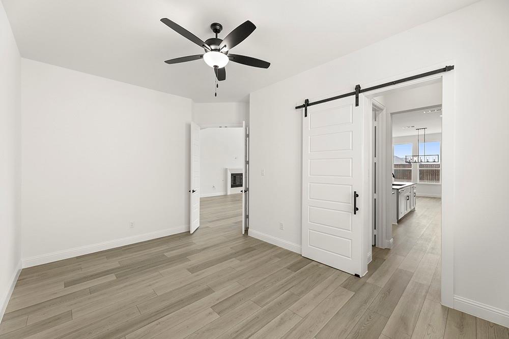 2904 Manchester Court Property Photo 23