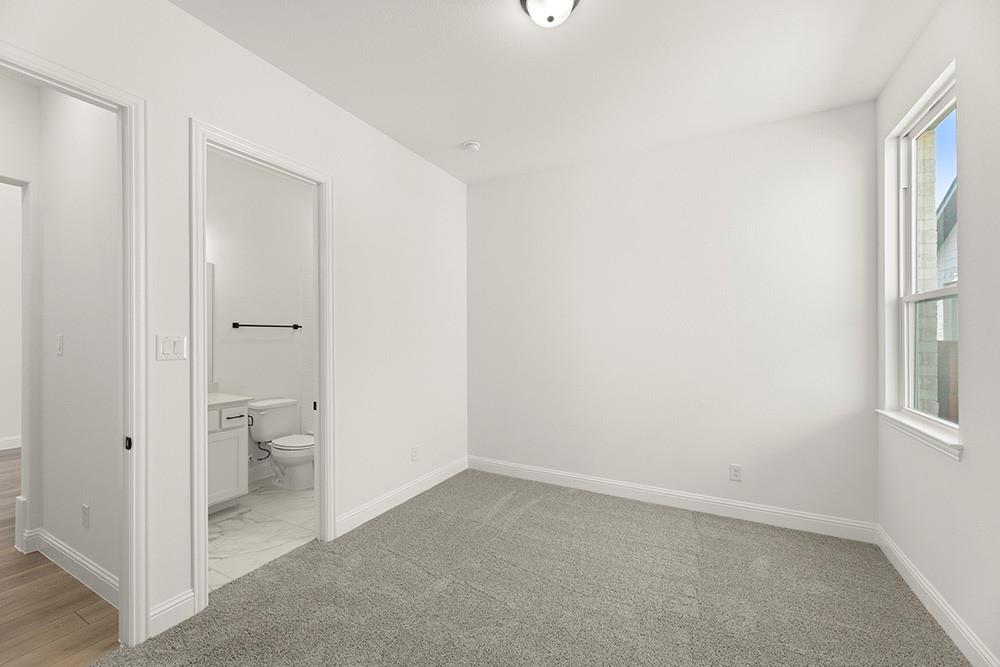 2904 Manchester Court Property Photo 30