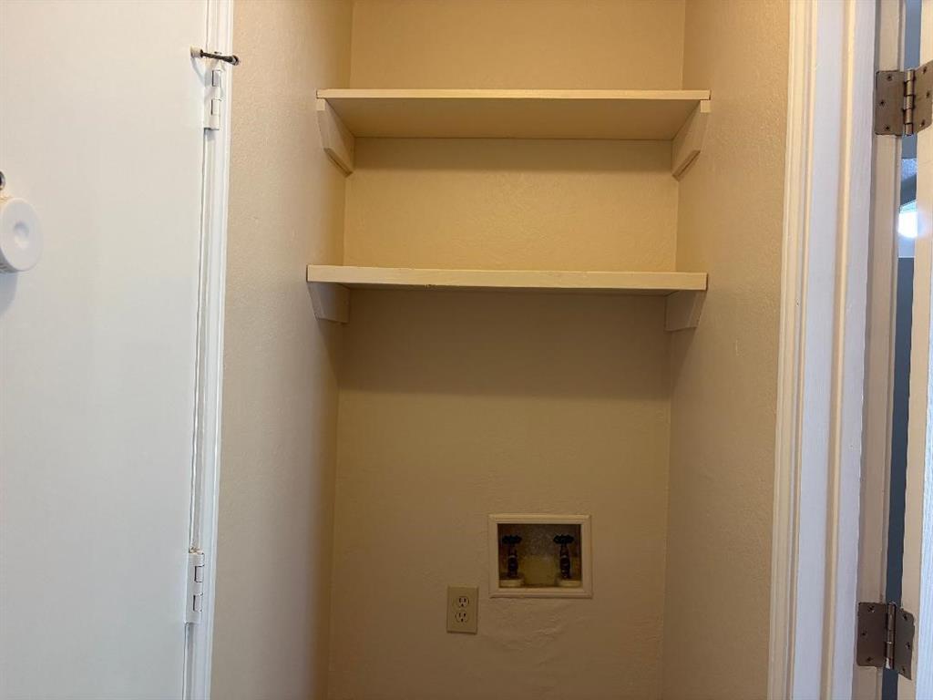 6309 Elm Springs Drive Property Photo 7
