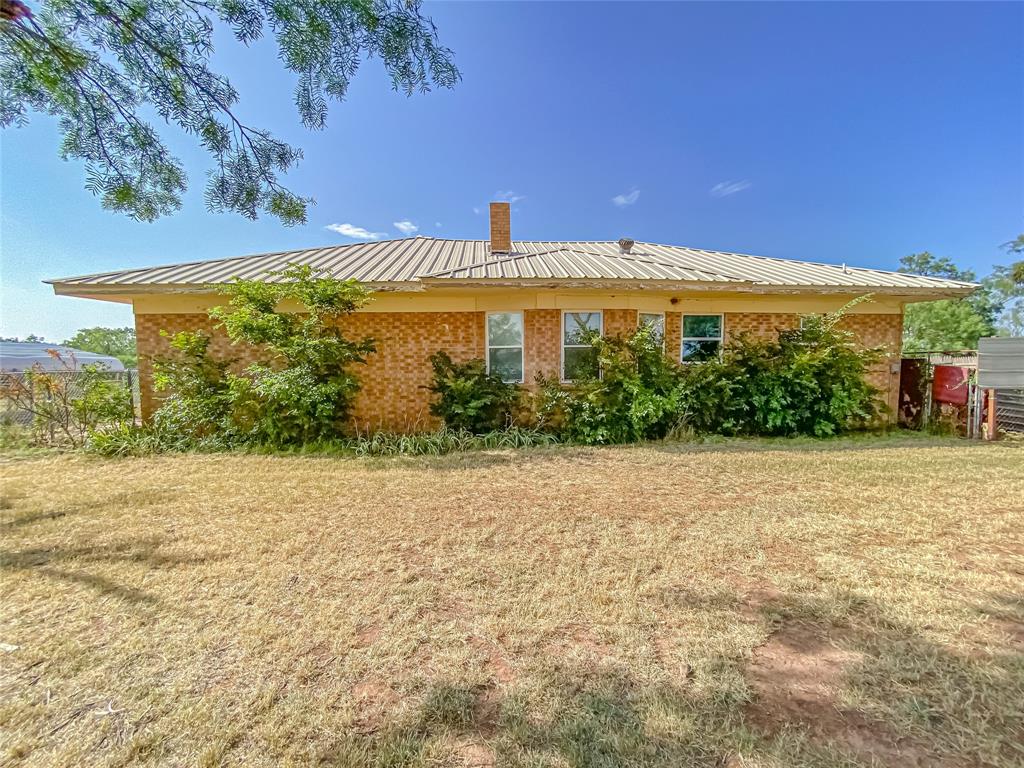 1195 County Road 415 Property Photo 4