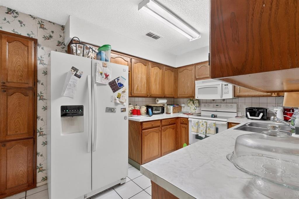 6403 Running Creek Drive Property Photo 10